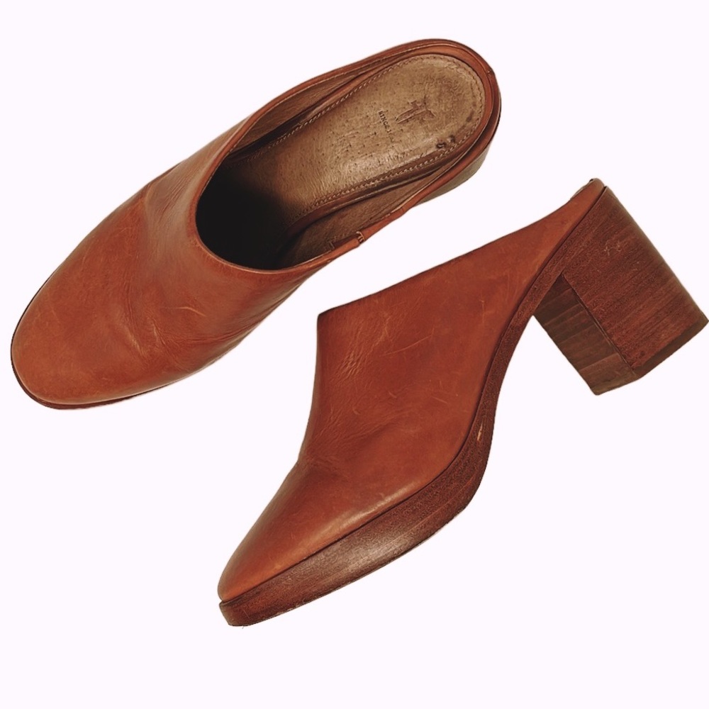 Frye Leather Joan Campus Mules in Cognac